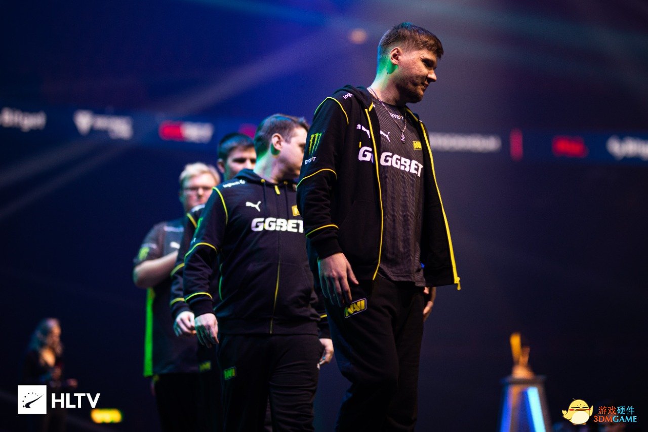 而是在连续 而是在连续