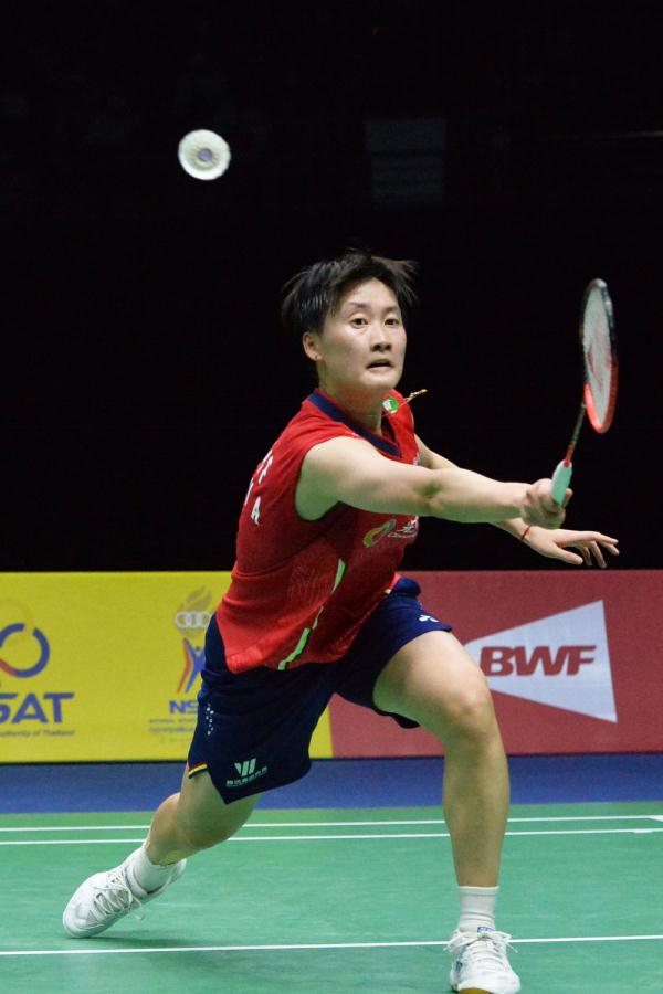 该球场通过 该球场通过